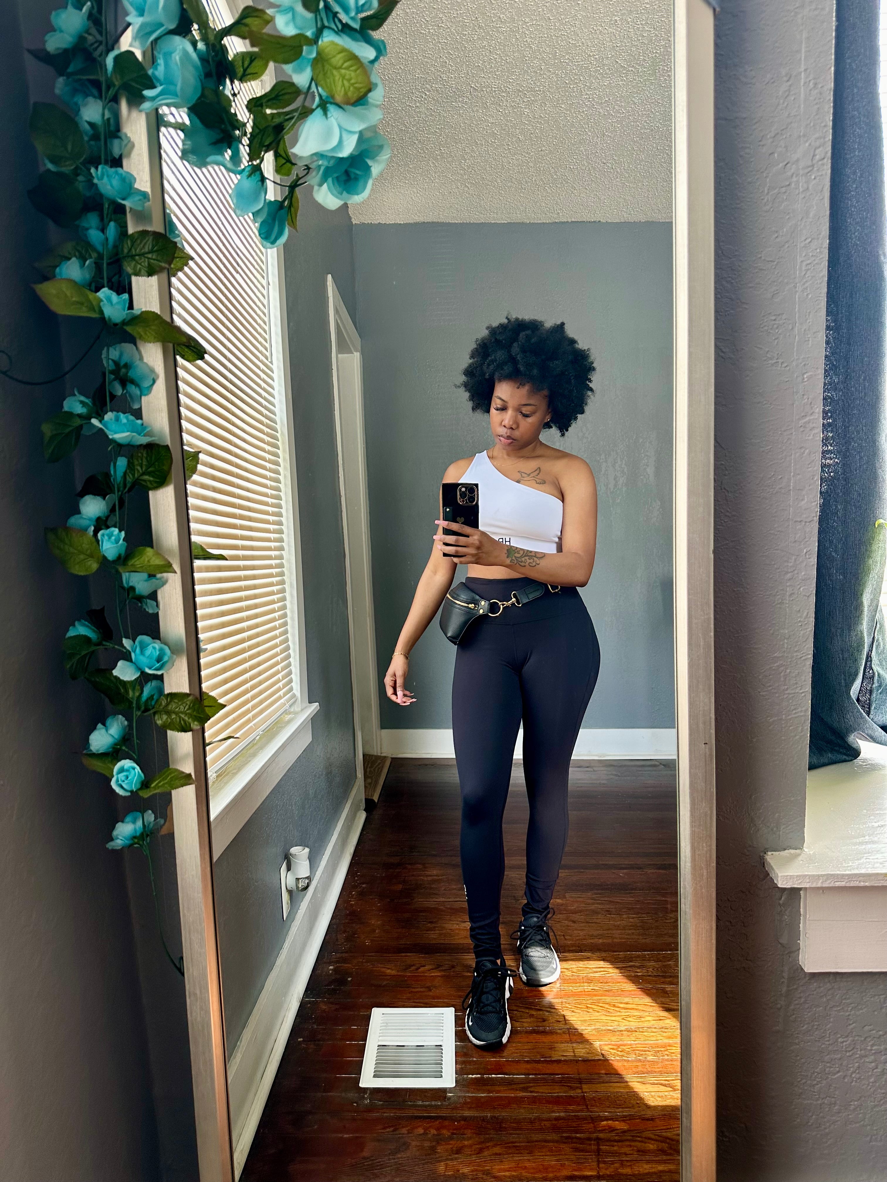 Essential Leggings in Black