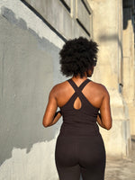 Load image into Gallery viewer, DEMI Keyhole Sports Top-Black
