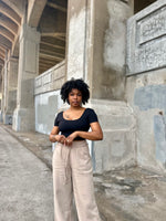 Load image into Gallery viewer, Twist Back Sports Top in Black (S-L)
