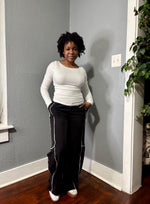 Load image into Gallery viewer, Ribbed Boatneck Top (S-L)
