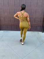 Load image into Gallery viewer, WILLOW Active Bra &amp; Legging Set (Olive Green)
