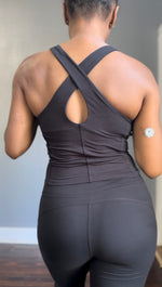Load image into Gallery viewer, DEMI Keyhole Sports Top-Black
