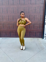 Load image into Gallery viewer, WILLOW Active Bra &amp; Legging Set (Olive Green)
