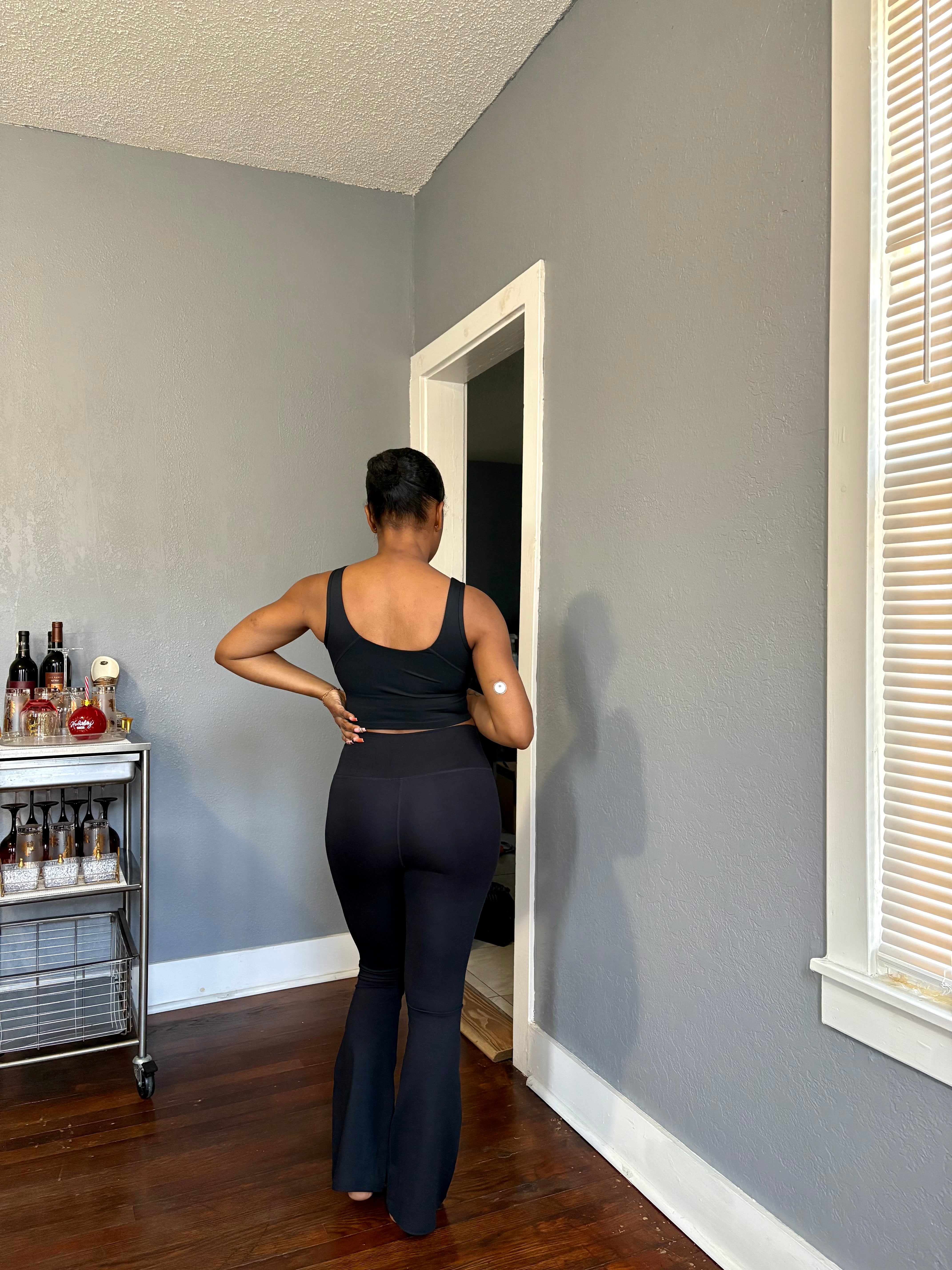 VENICE U-Back Bra & Flared Leggings Set -Black (S-L)