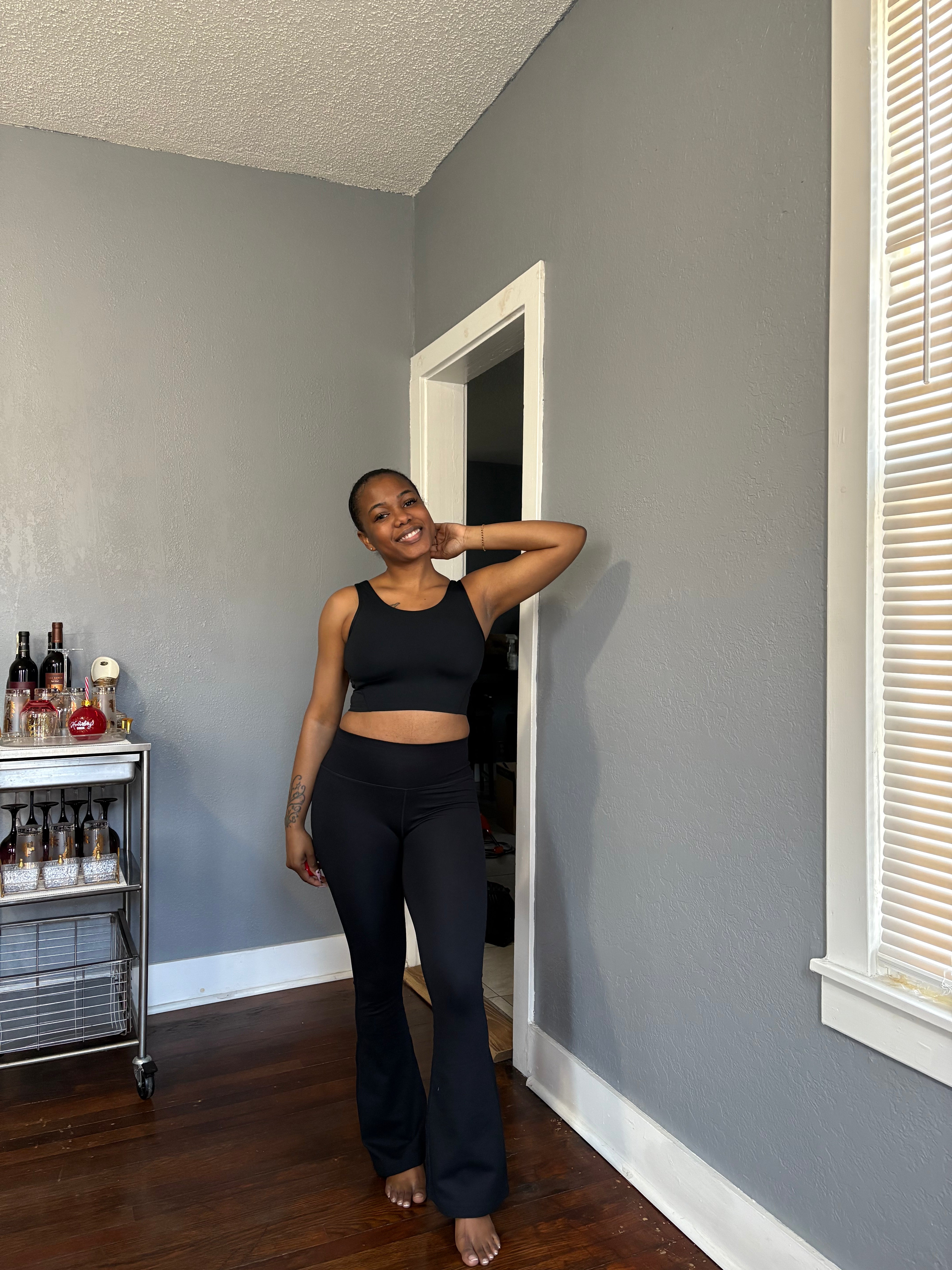 VENICE U-Back Bra & Flared Leggings Set -Black (S-L)