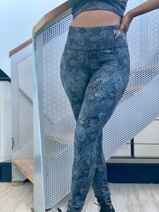 BLUE SNAKESKIN Leggings