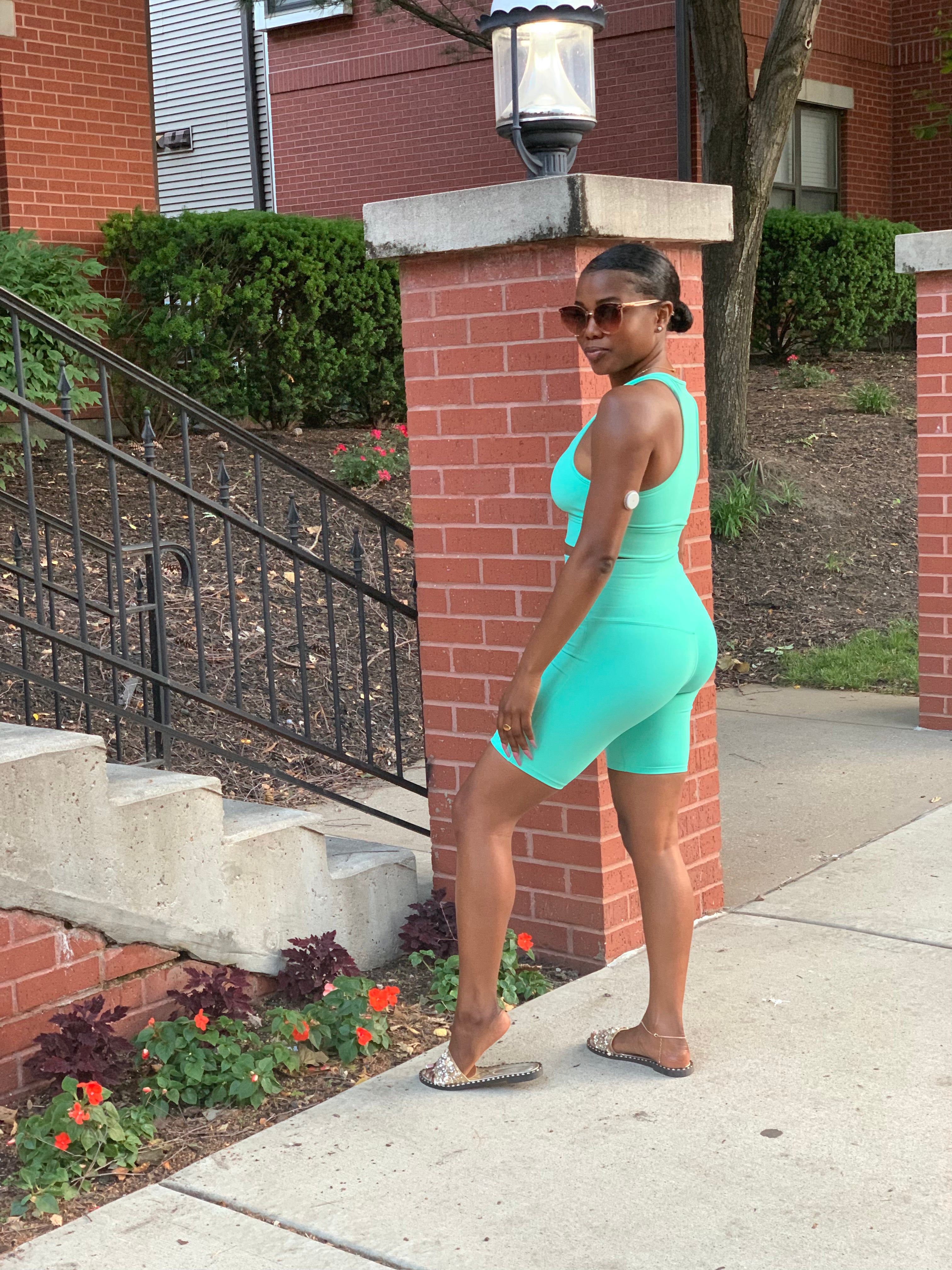 RENA Short Set (Mint)