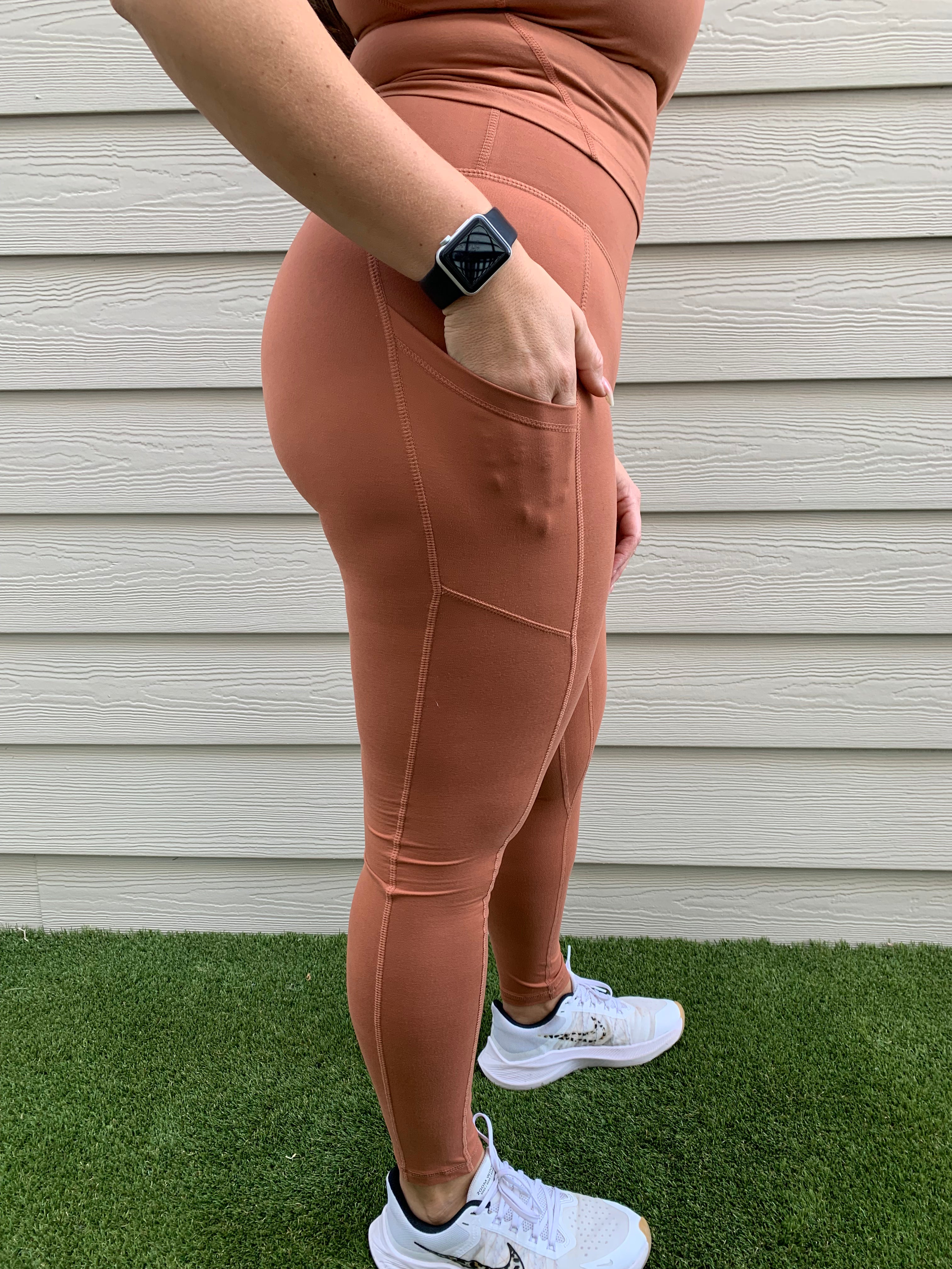 DEMI Pocket Leggings